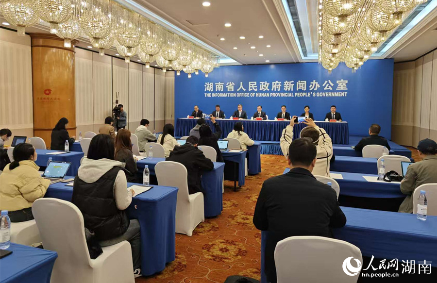 ���l(f��)����(hu��)�F(xi��n)��(ch��ng)������W(w��ng)ӛ�� ���e�z